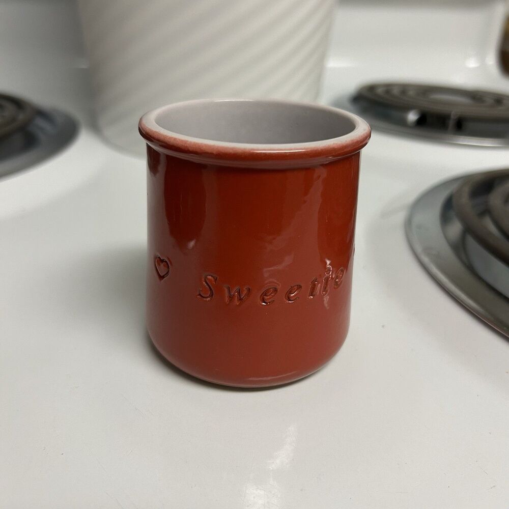 La Fermiere Red "Sweetie" Valentine Limited Release Pot | FDA-IMS Plant ES-002